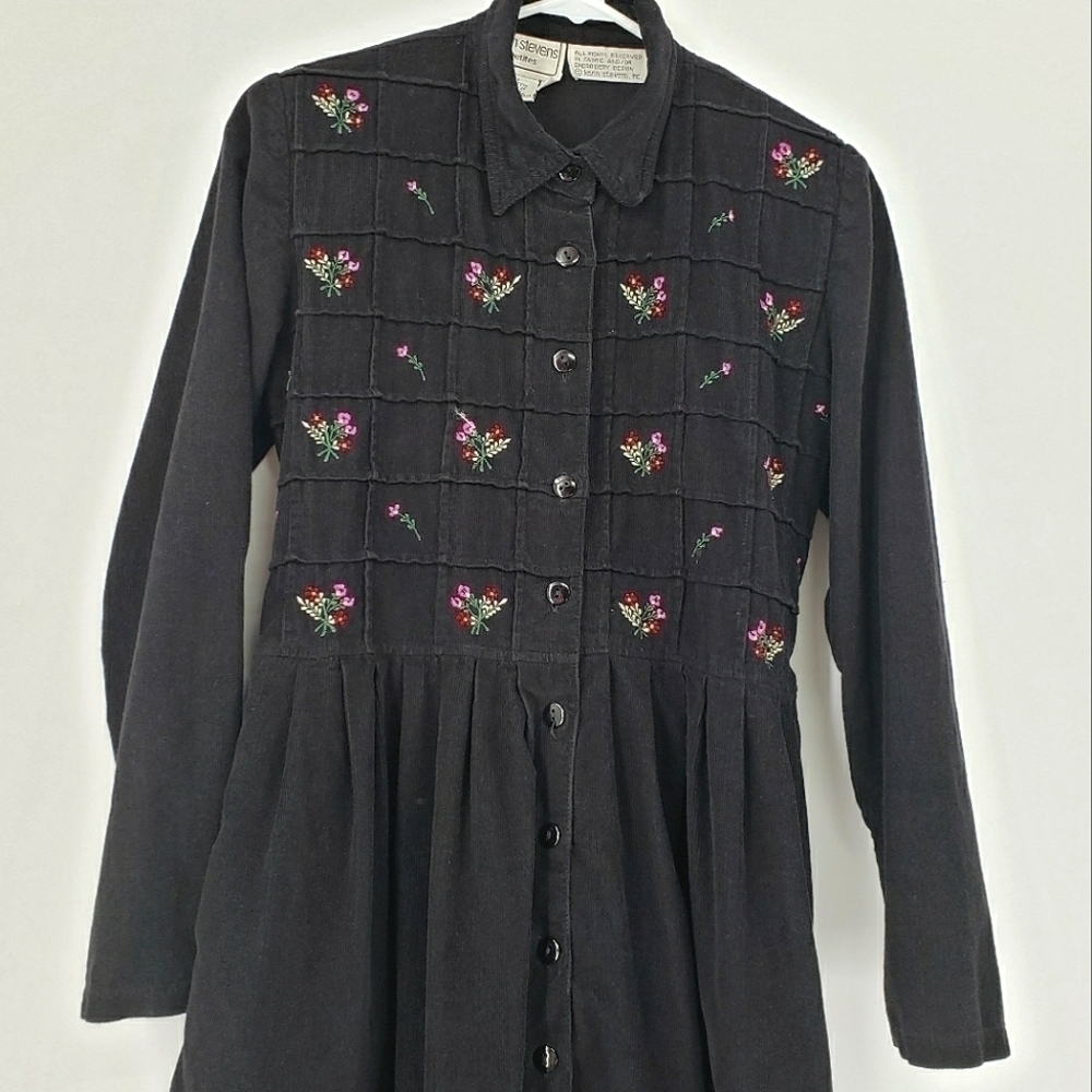 𝅺vintage Karin Stevens women US 4P dress black embroidered Corduroy Cottagecore